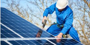 Installation Maintenance Panneaux Solaires Photovoltaïques à Douzillac